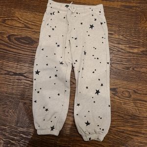 Size 5 Old Navy sweatpants, GUC. Star pattern